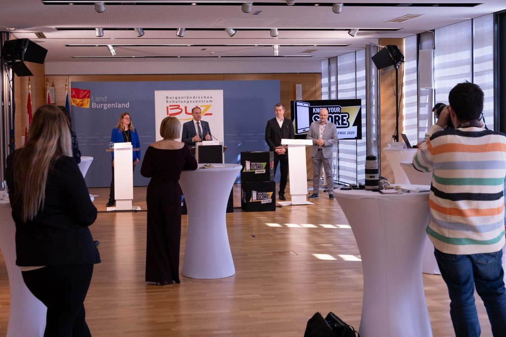 KnowYourScore: Mit digitalem Lernen zum Erfolg im Beruf Lehre Burgenland
Präsentation der Lern-App „KnowYourScore“ für Lehrlinge im Rahmen einer Pressekonferenz in Eisenstadt.