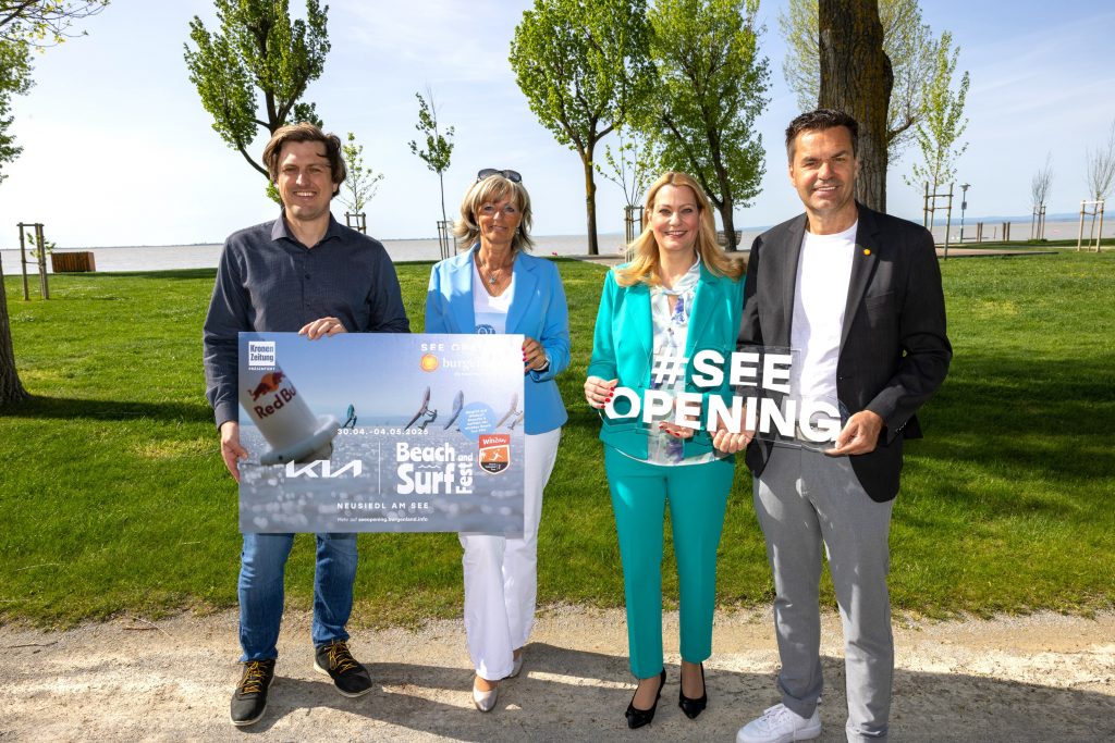 Familienfest & Song Challenge beim Beach & Surf Fest 2025 Daniel Hupfer (Veranstalter), Bürgermeisterin Elisabeth Böhm, Familienlandesrätin Daniela Winkler und Didi Tunkel (Geschäftsführer Burgenland Tourismus). Burgenland Neusiedl am See