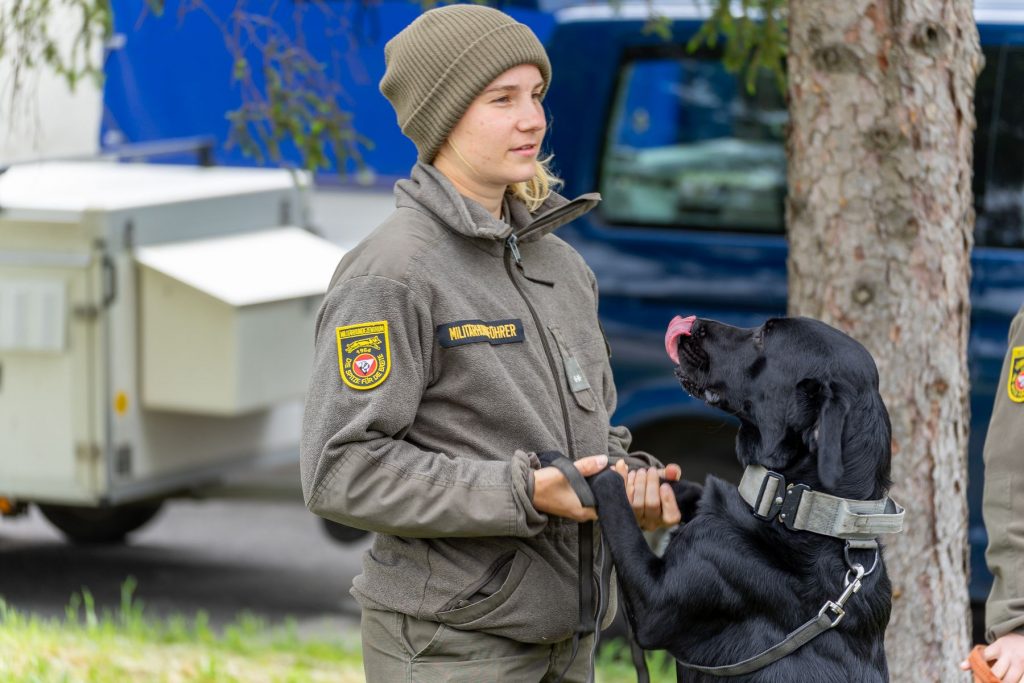 Girls' Day 2025 in der Martin-Kaserne Eisenstadt – Ein Blick hinter die Kulissen des Bundesheeres Burgenland
Diensthunde des Militärhundezentrums Kaisersteinbruch