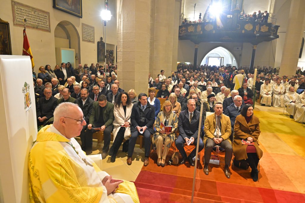 Festtag im Martinsdom: Diözese Eisenstadt und Land Burgenland feiern den heiligen Martin Ägidius J. Zsifkovics griechisch-orthodoxen Metropoliten Arsenios Kardamakis Superintendenten Robert Jonischkeit