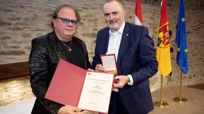 Verleihung Komturkreuz Ewald Pfleger