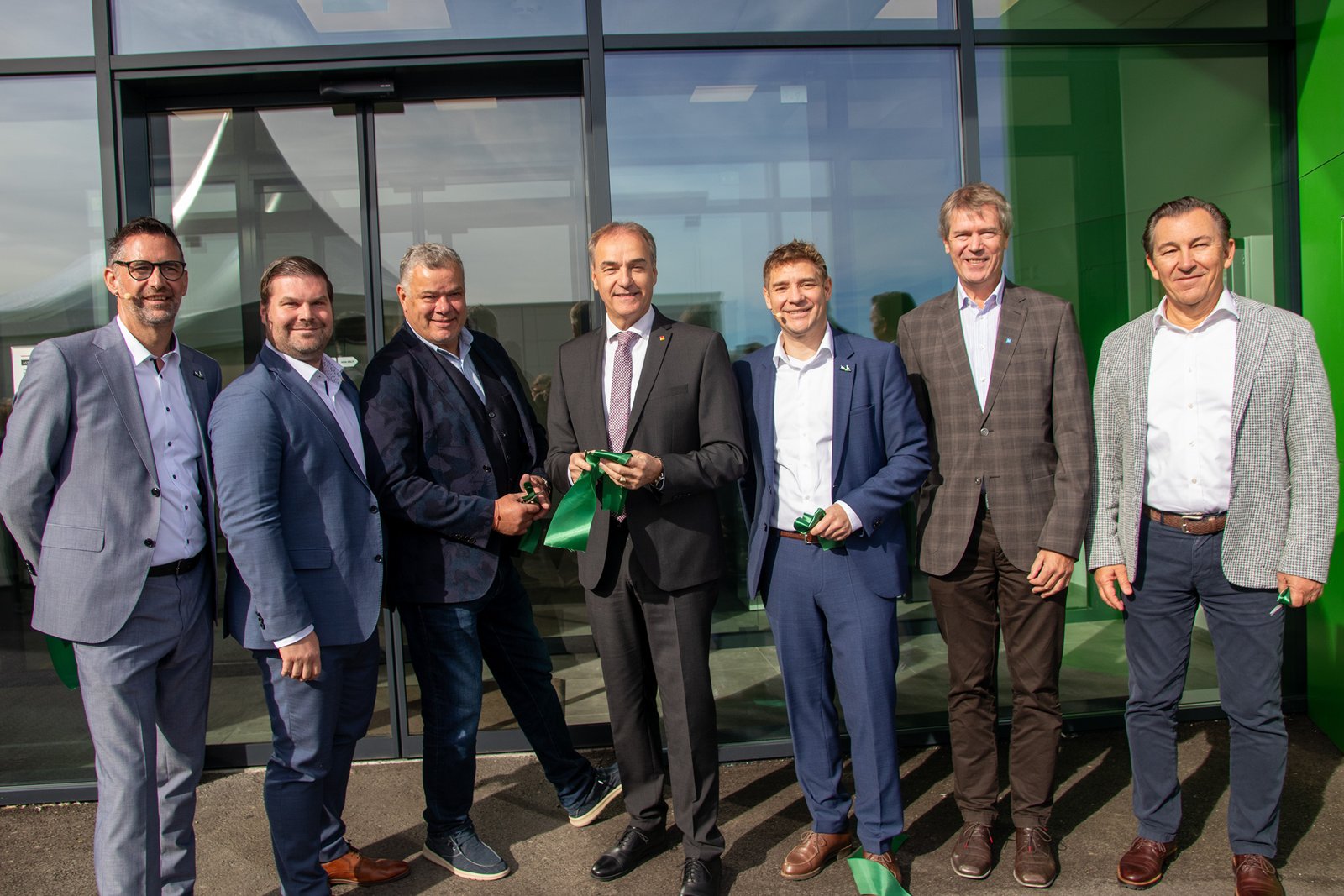Eröffnung der Werkserweiterung von Austria Pet Food in Pöttelsdorf mit Landesrat Leonhard Schneemann