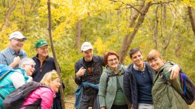 Bibelwanderung Jois 2026 – Gruppe im Herbstwald